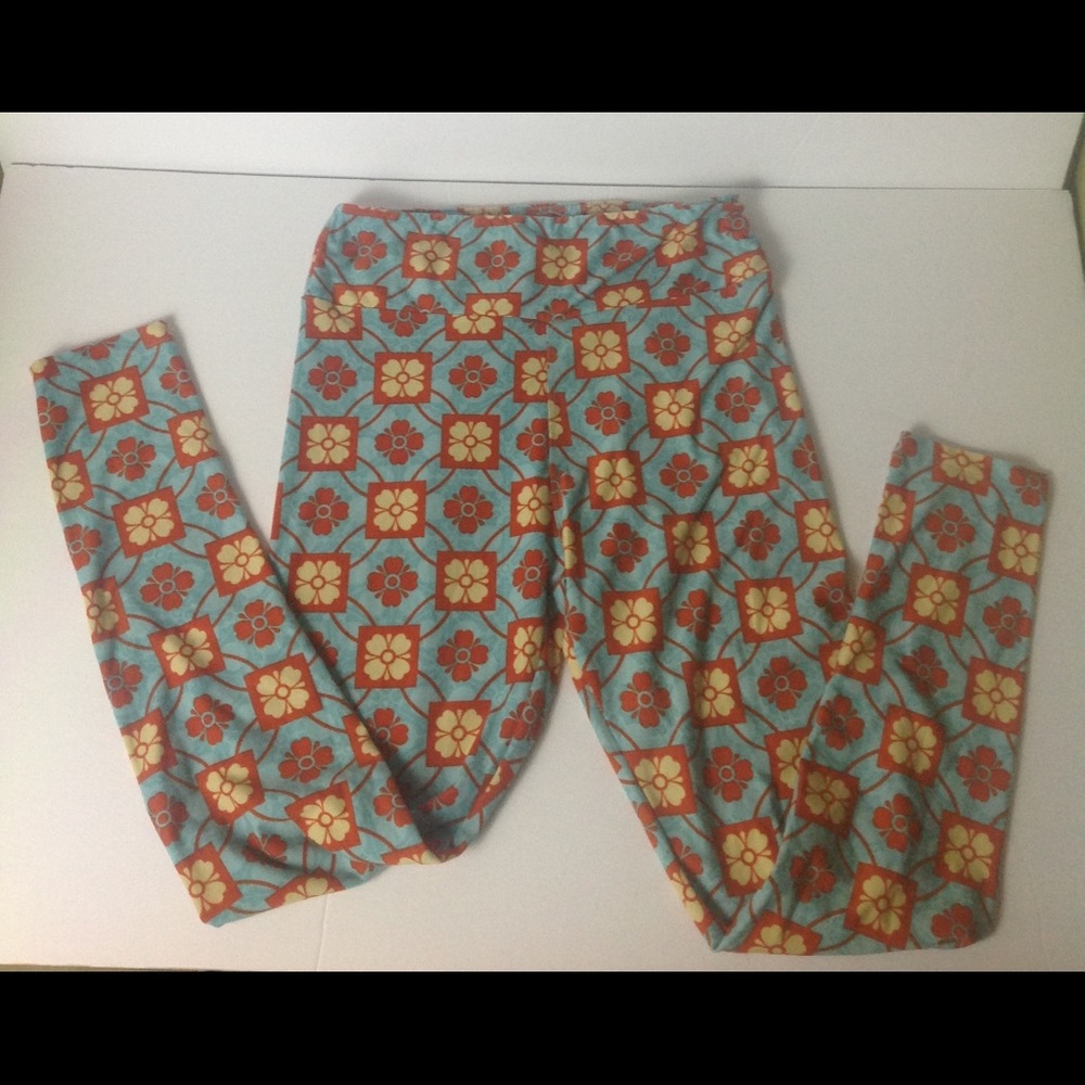 Lularoe Leggings (one size) Floral Geo Leggings!